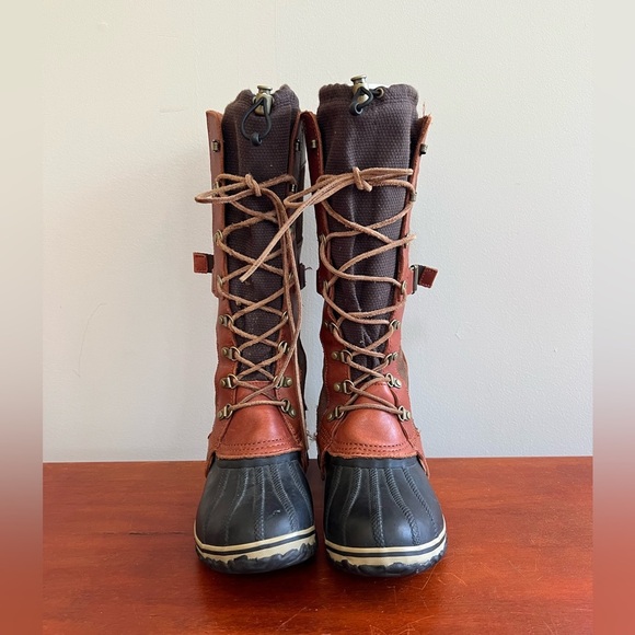 Sorel Conquest Carly II Tall Lace-Up Boot, Cognac/Tan/Black, 10 - Picture 2 of 12